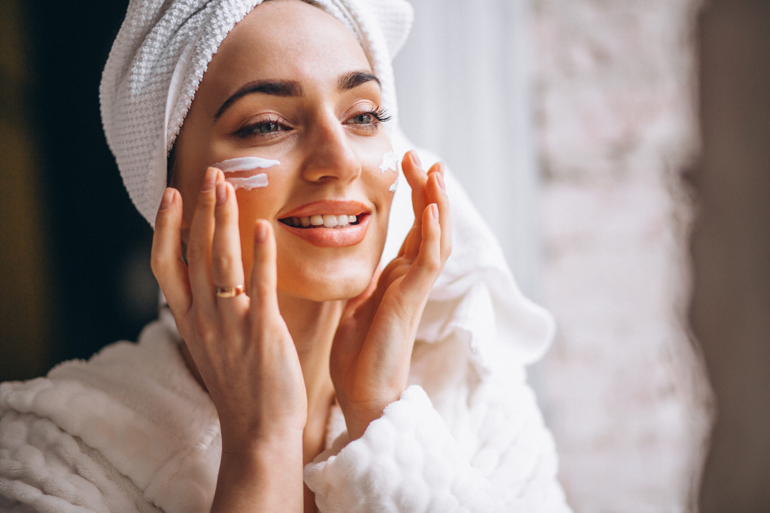Best Moisturizers for Acne-Prone Dry Skin in India